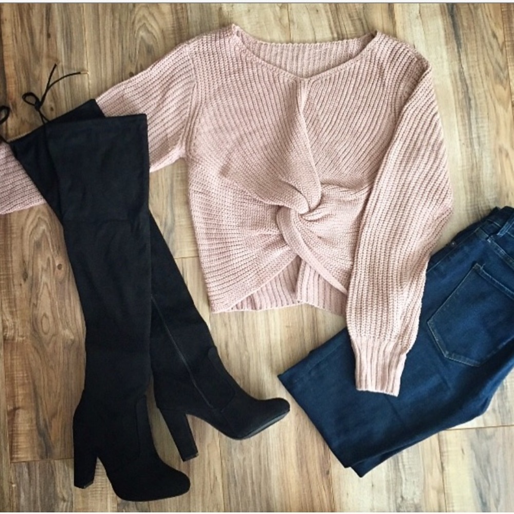 Twist knit sweater 🍂🍁 - Picture 1 of 2